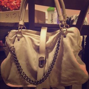 leather cream BurBerry Bag. authentic