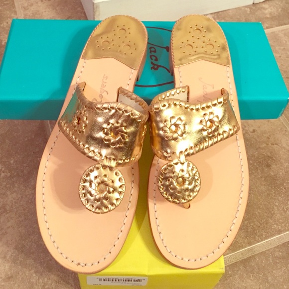 Brand new- bought for a relative who didn't want