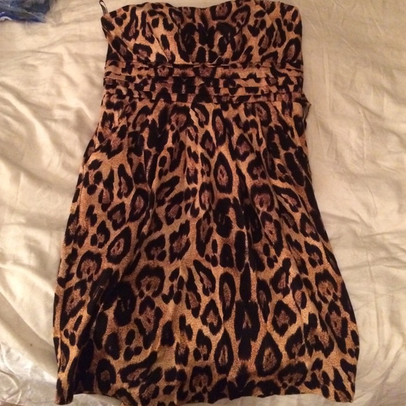 Strapless printed dress