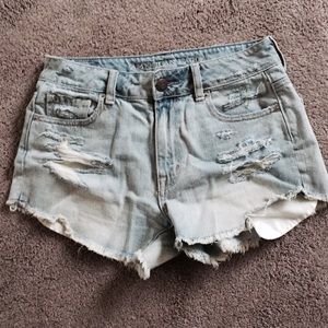 High waisted AE shorts, light wash distressed