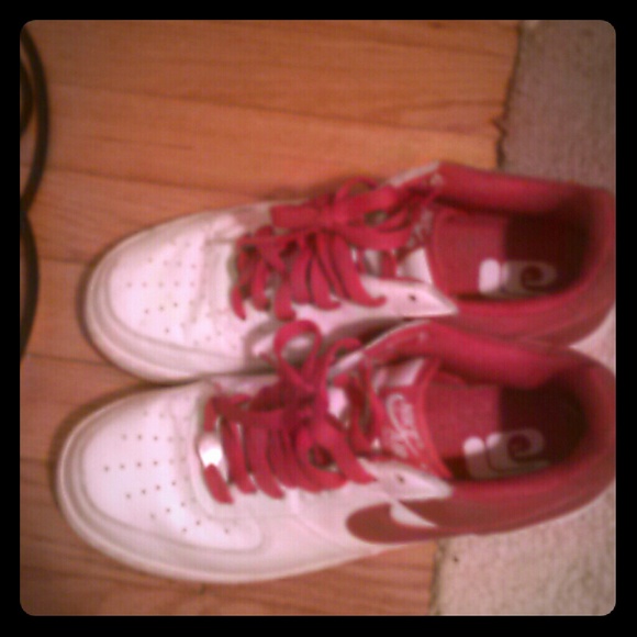Nike airs