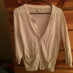 Cream 3/4 sleeve sweater