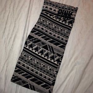 VS PINK tribal leggings