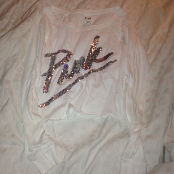 VS PINK long sleeve crop top