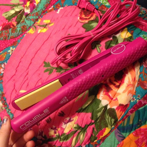 Royale hair straightener