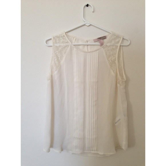 Off White Blouse - Picture 1 of 1