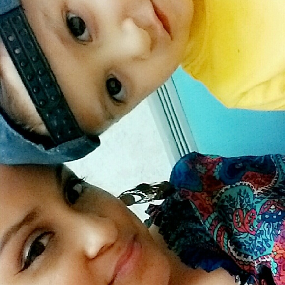 Meet Your Posher! - Picture 2 of 4