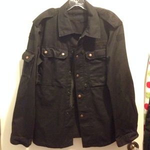 Cute lightweight vintage jacket. Size large.