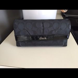 Coach button wallet