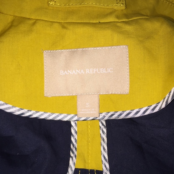 Banana Republic Trench coat/jacket - Picture 2 of 4
