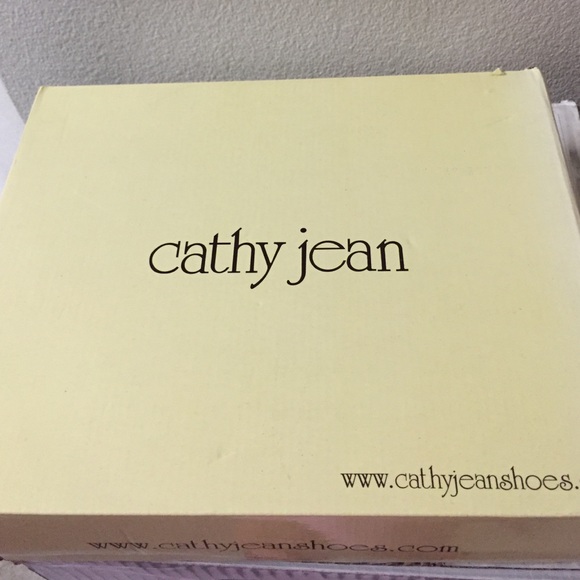 Like new wedge platform! - Picture 3 of 4