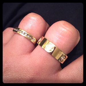 Screw love ring with stone 💥💥💥💥