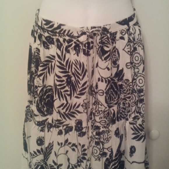 Maxi skirt - Picture 2 of 3