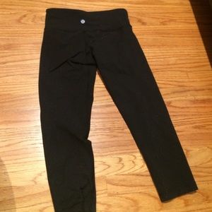 Lululemon crop leggings