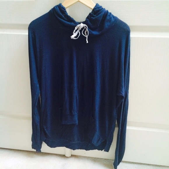 SOLD ON VINTED ❌Brandy Melville Layla Hoodie - Picture 2 of 4