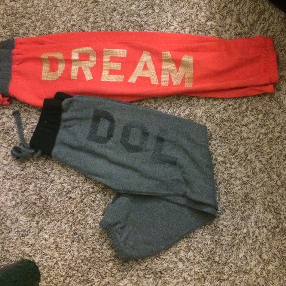 Bundle of fitted leg sweat pants