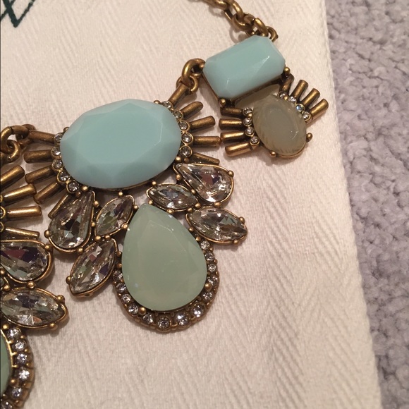J Crew turquoise statement necklace PRICED TO SELL - Picture 2 of 4