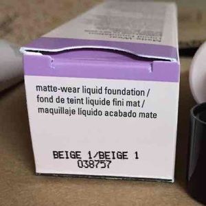 Matte Wear Foundation