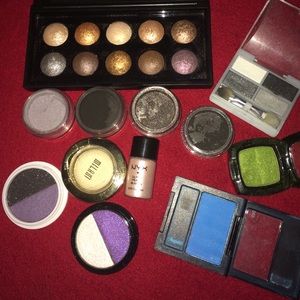 Makeup bundle