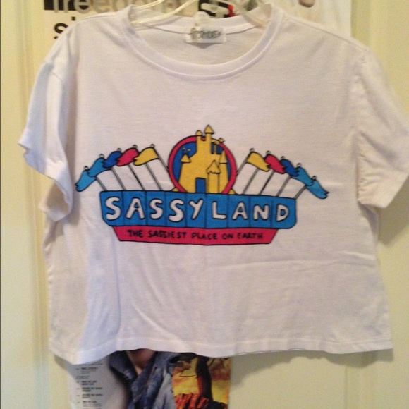 Graphic crop top.