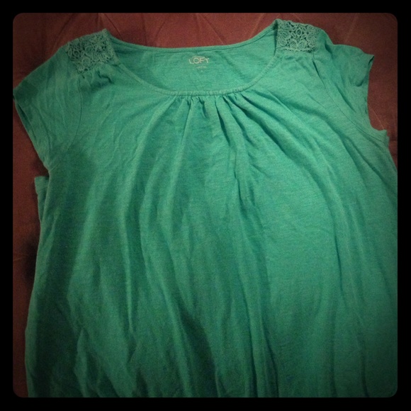 Ann Taylor loft sea green fancy t sold