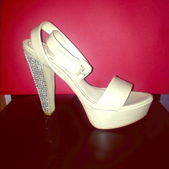 Sexy Colin Stuart heels!!