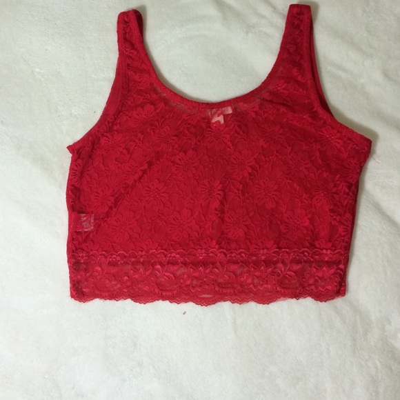 ❗️SOLD❗️ Red Lace crop top - Picture 4 of 4