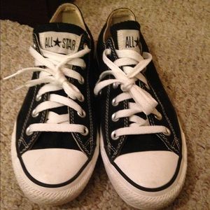 Black and white converse