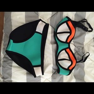 Triangl like suit xs