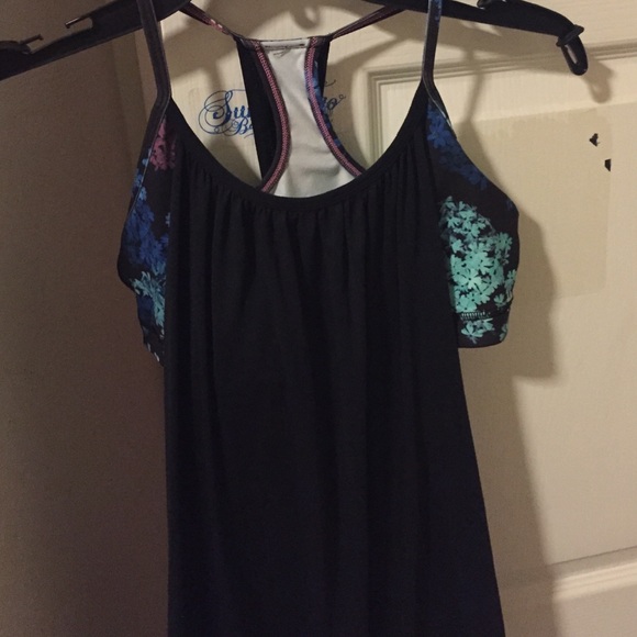 worn maybe twice.. no tags. Make an offer!