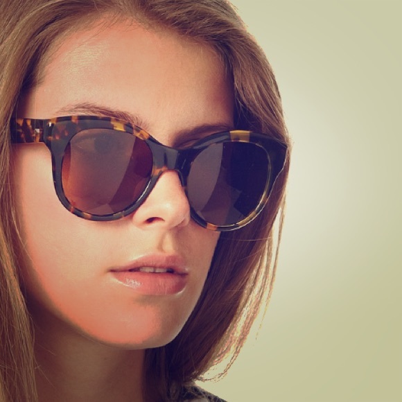 Oliver Peoples Accessories - Oliver people's Polarized Jacey Sunglasses