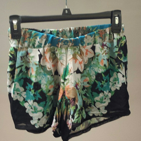 Dress shorts