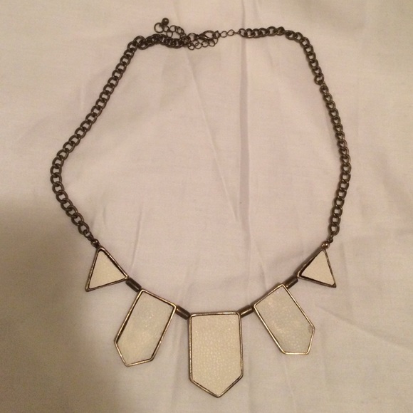 White necklace