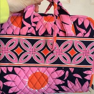 Vera Bradley Hang-Up Organizer Cosmetic- Loves Me