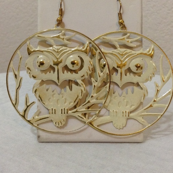 ❤️REDUCED❤️VINTAGE INSPIRED OWL EARRINGS - Picture 2 of 3