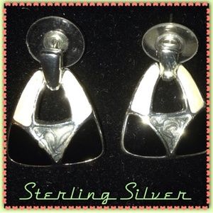 💞ADORABLE STERLING SILVER ⚫️⚪️ STAMPED EARRINGS