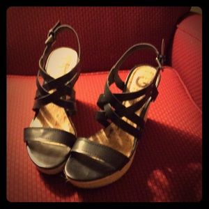 Black Guess Wedge Heels