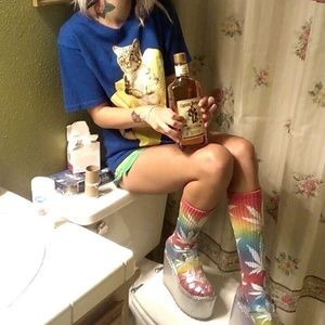 Cat in banana shirt (:!