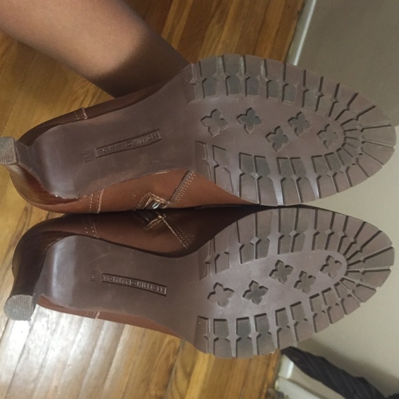 Great buy! Tommy Zip ups - Picture 3 of 4