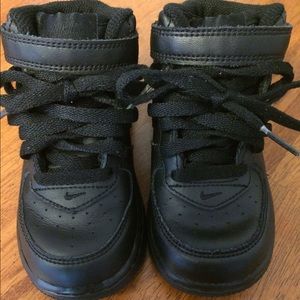 Black nike hi top toddler size 7