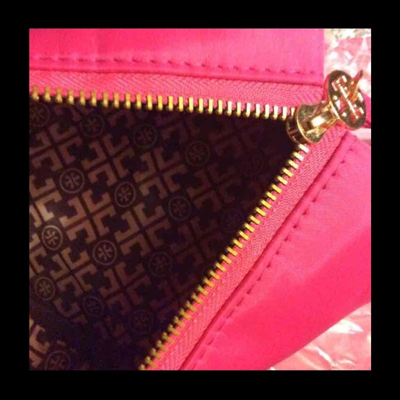 Cosmetic bag