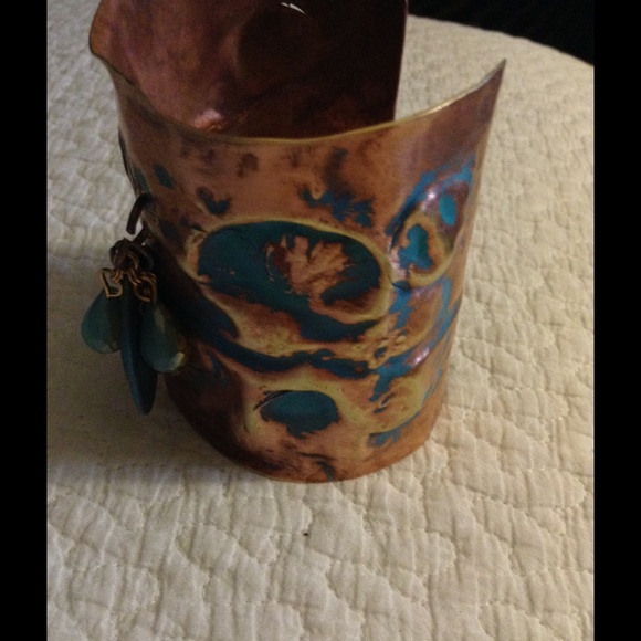 Heavy metal cuff bracelet - Picture 4 of 4