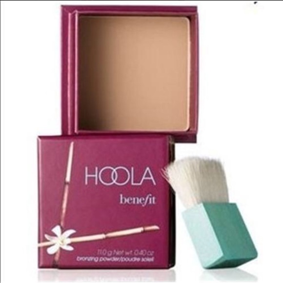 Hoola by benefit bronzer