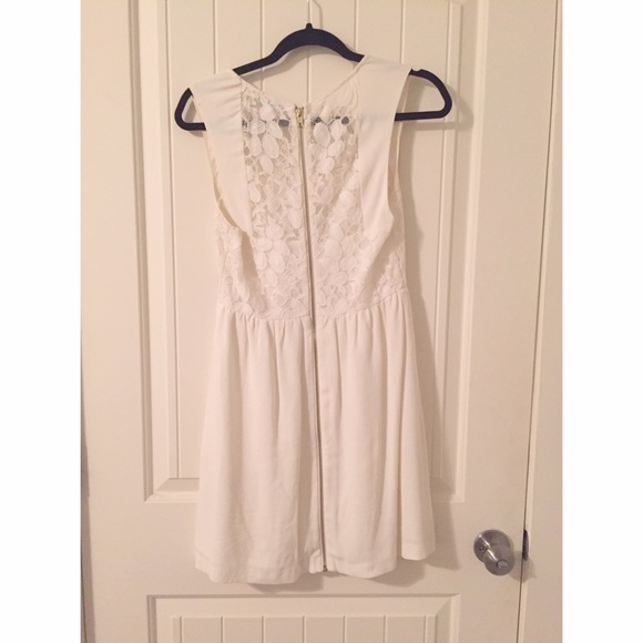 Urban Outfitters White Lace Dress - Picture 3 of 4