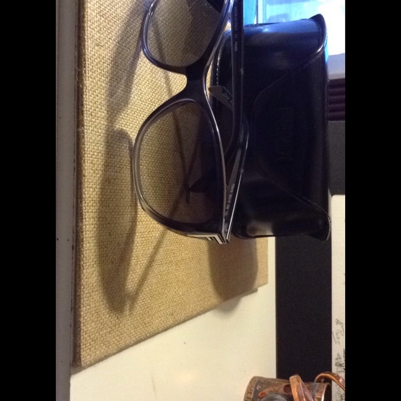 Fends sunglasses - Picture 3 of 4
