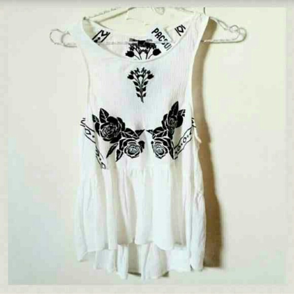 Kendal and Kylie Embroidered Rose Top