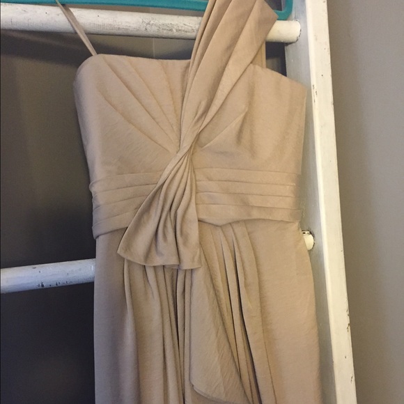 Formal Dress - Picture 3 of 4