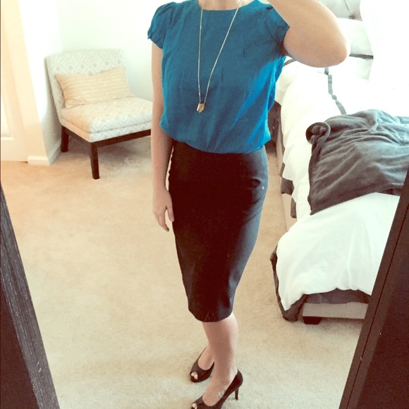 Banana republic blue blouse 🐠