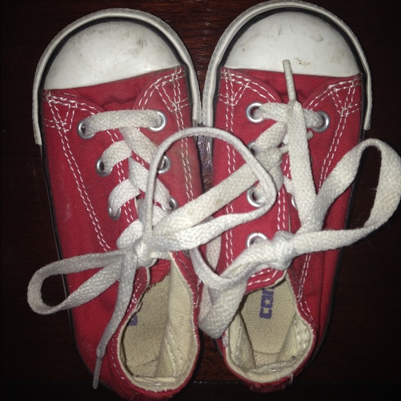 Childrens converse size 6