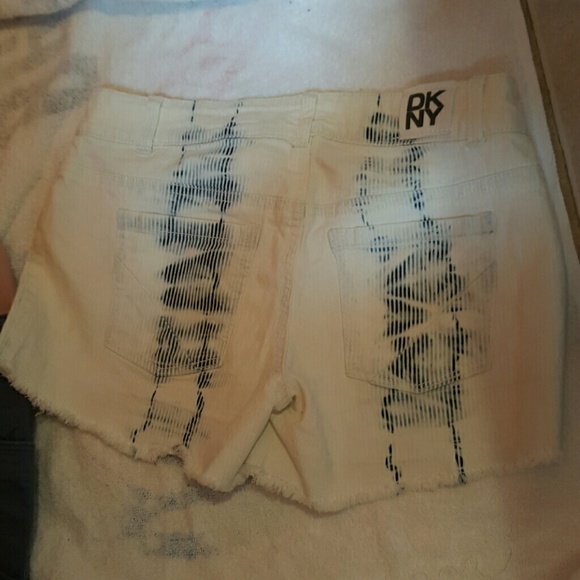 Shorts - Picture 2 of 2